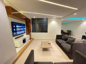 Beautiful 2-Bedroom Serviced Apartment, free wifi